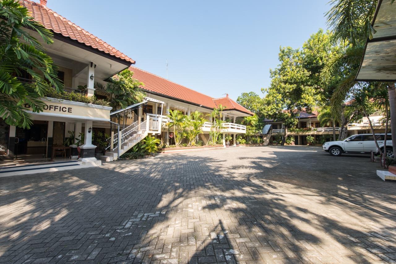 Hotel Wisma Djaja Syariah Bojonegoro Eksteriør bilde